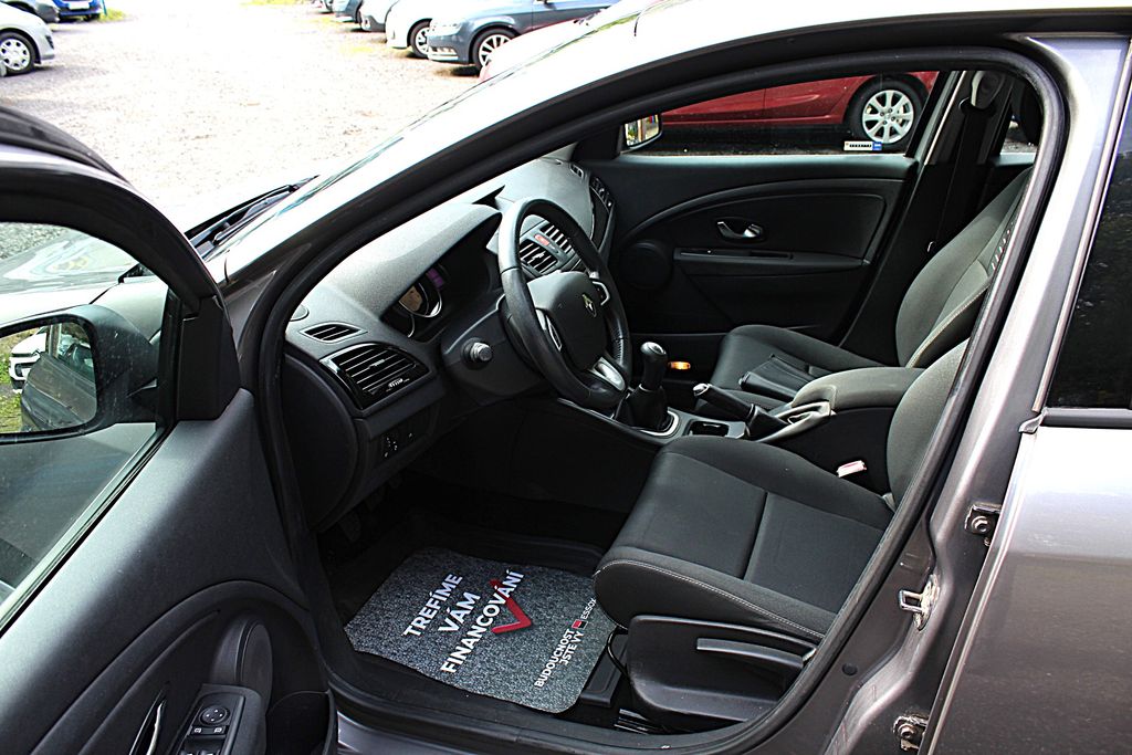 renault-megane-1-6-16-v-serv-knizka - 9