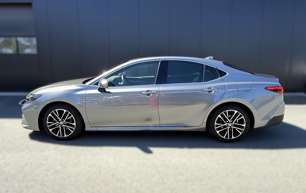toyota-camry-executive - 1