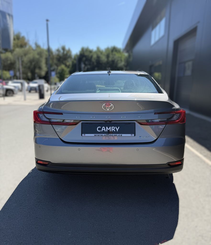 toyota-camry-executive - 3