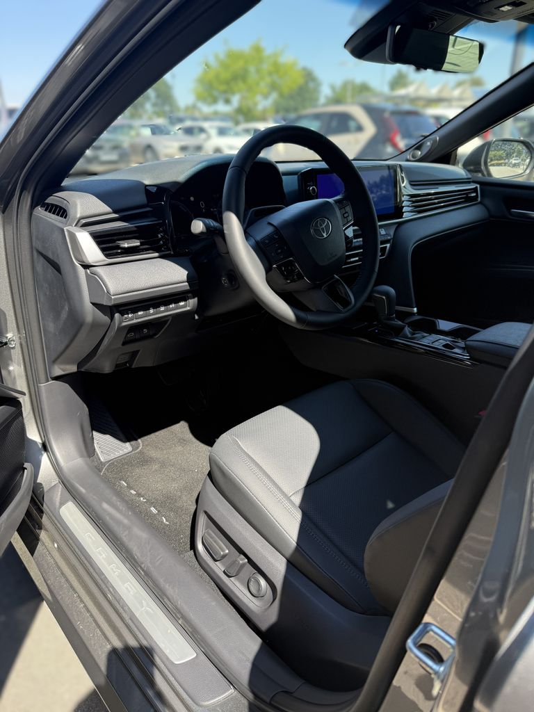 toyota-camry-executive - 6