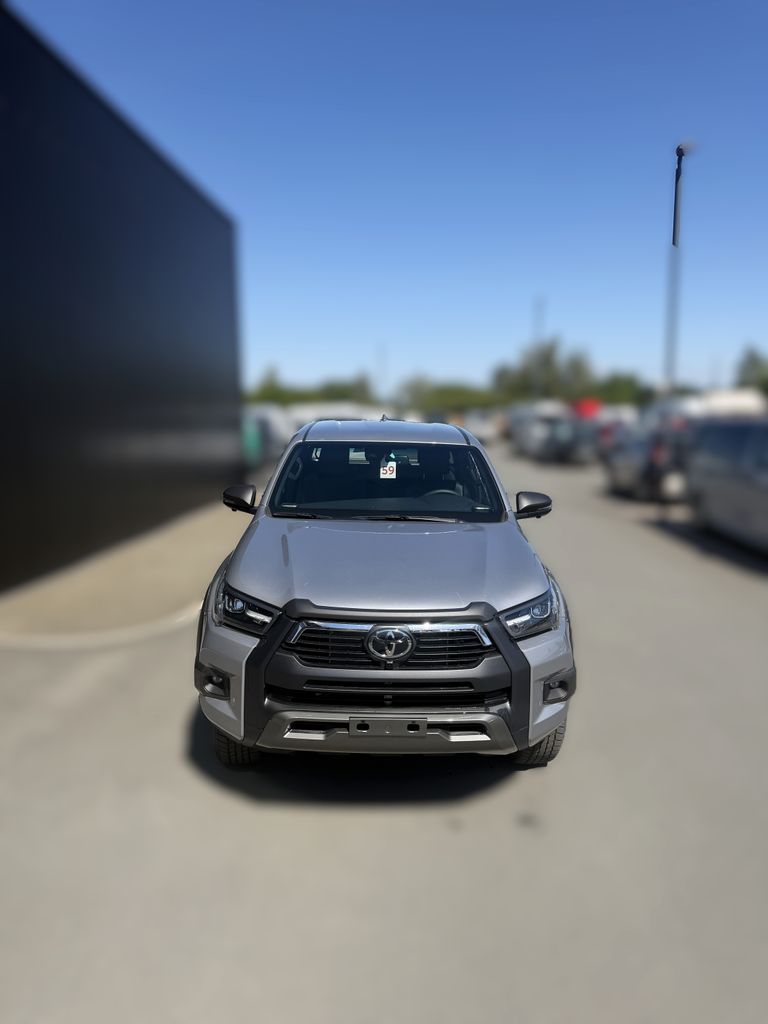 toyota-hilux-invisible - 1