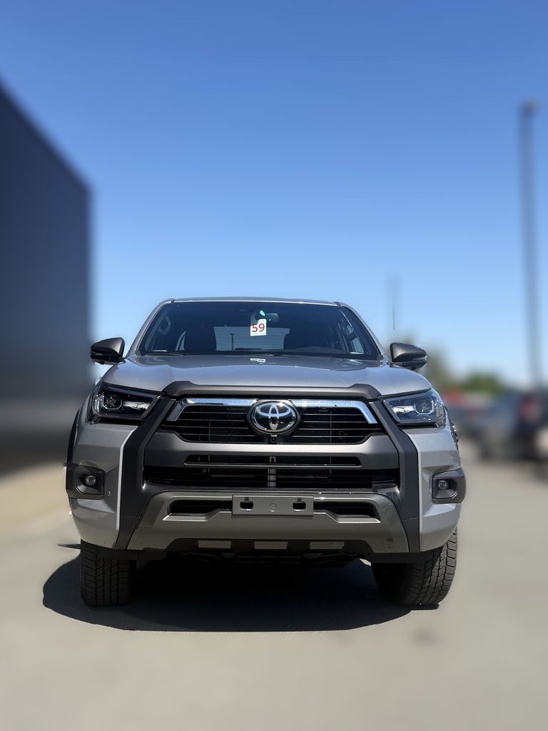 toyota-hilux-invisible - 2