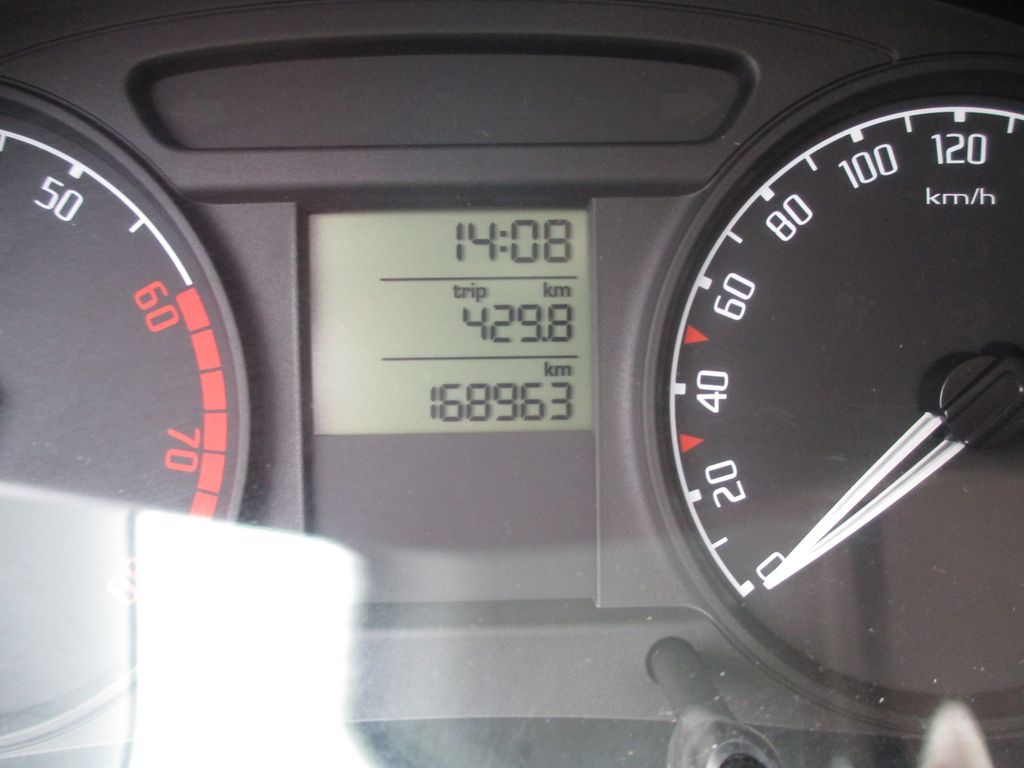skoda-fabia-1-2-htp-classic - 8
