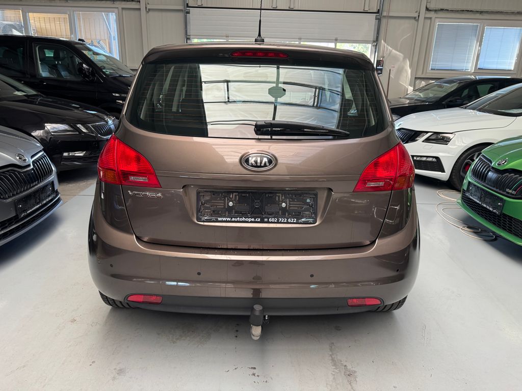 kia-venga-1-6-cvvt - 4