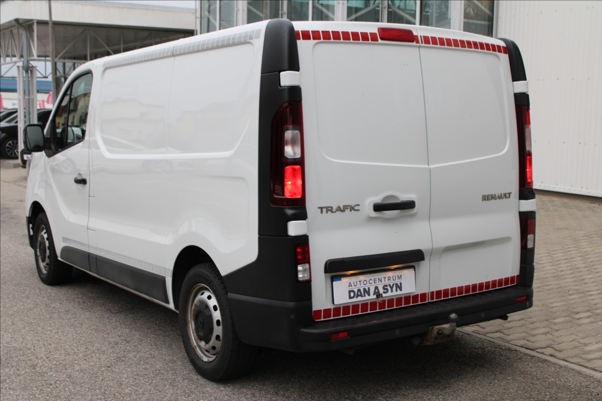 renault-trafic-2-0-dci-1-majitej-cz-dph - 3