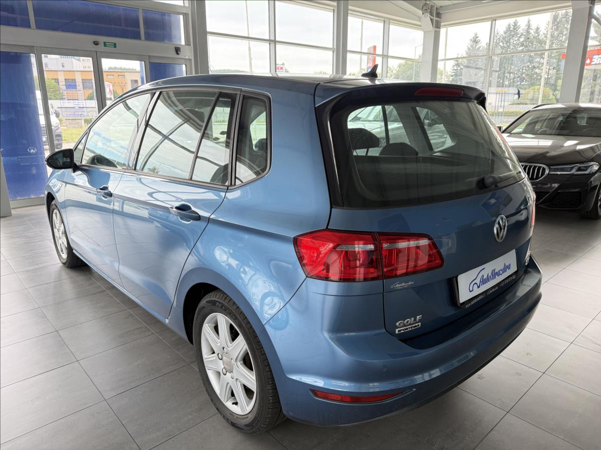 volkswagen-golf-sportsvan-1-2-tsi-63kw-serviska-2-maj - 3