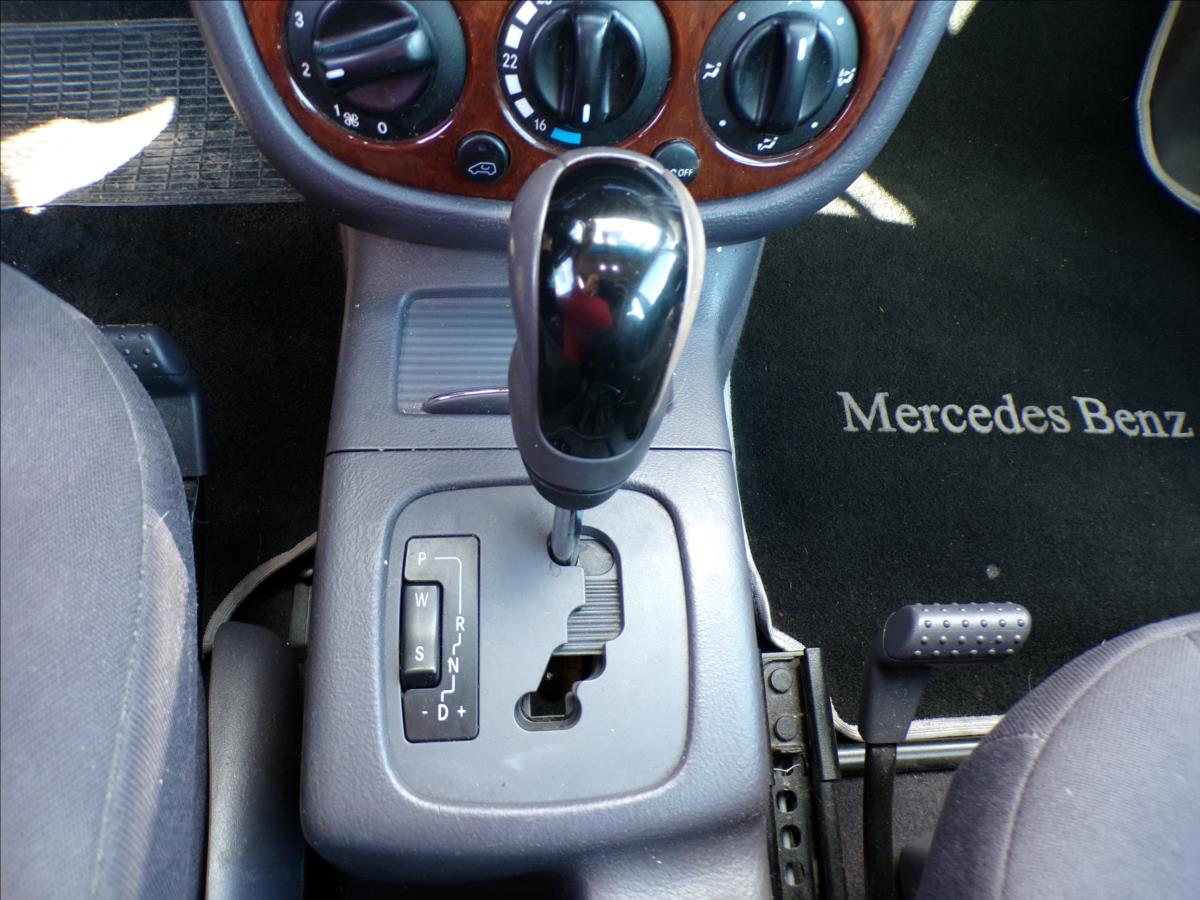 mercedes-benz-tridy-a-1-6-a160-automat - 9