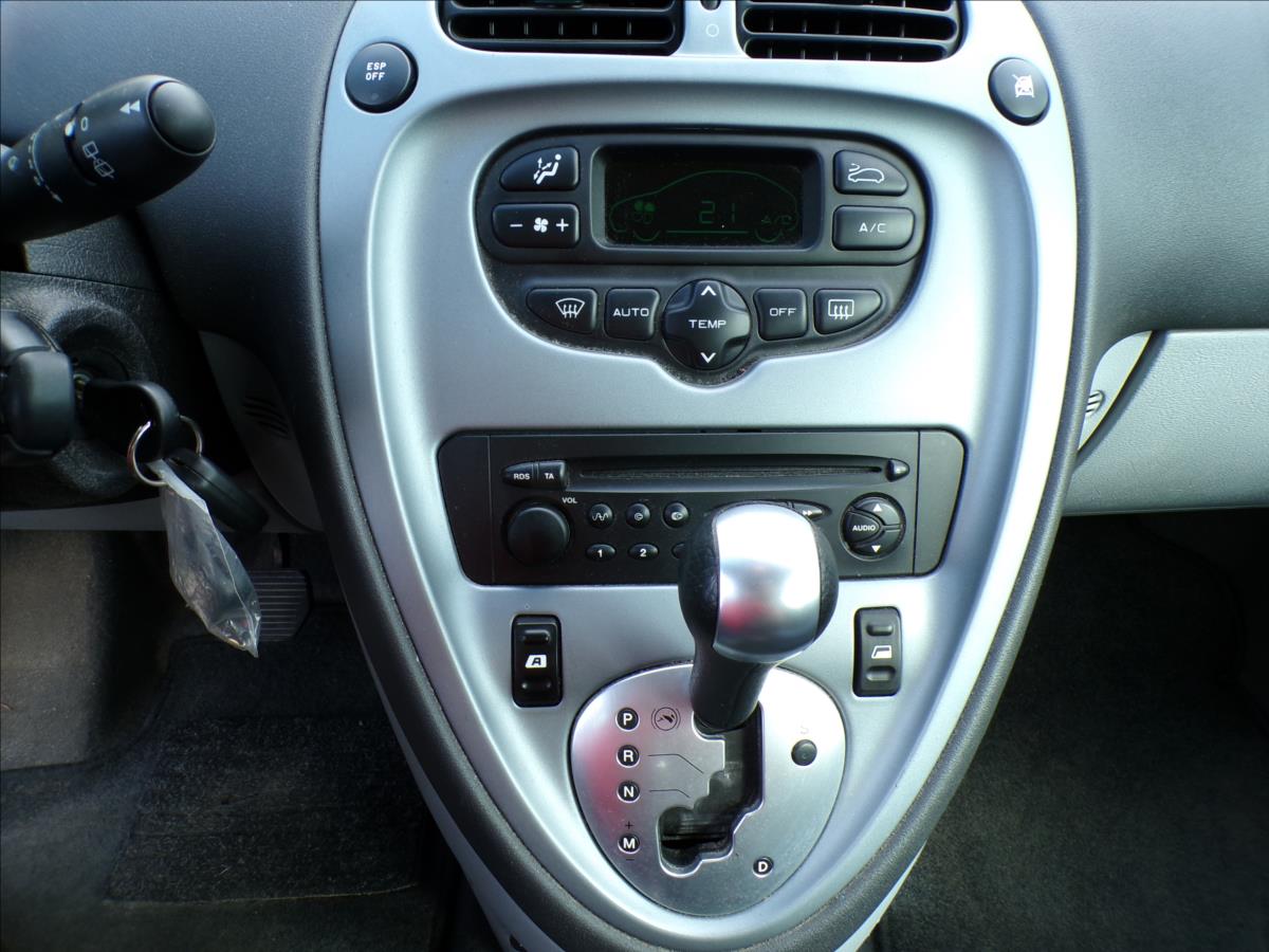 citroen-xsara-2-0-i-automat-taz-zar - 8