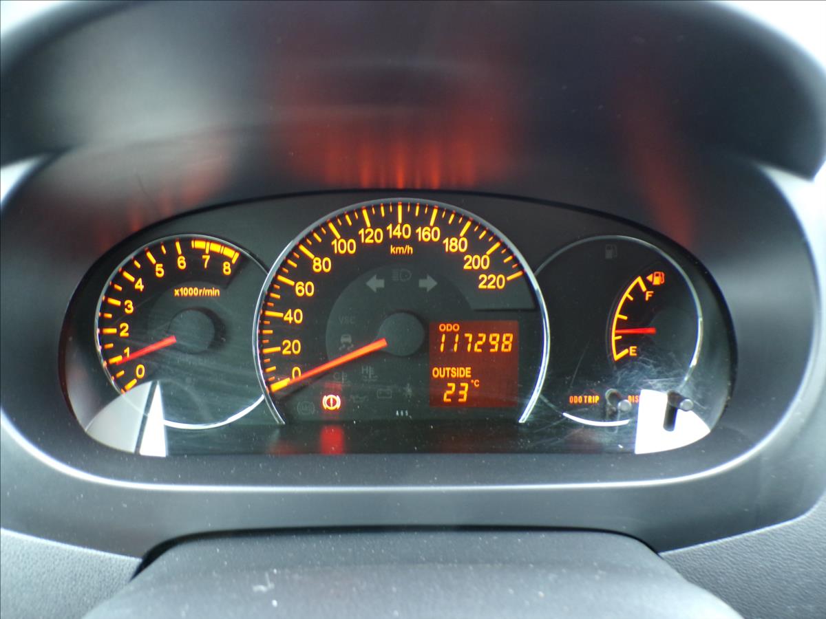 daihatsu-cuore-1-0-i-1-majitel-klimatizace - 7