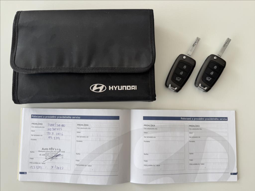 hyundai-i30-1-6 - 2