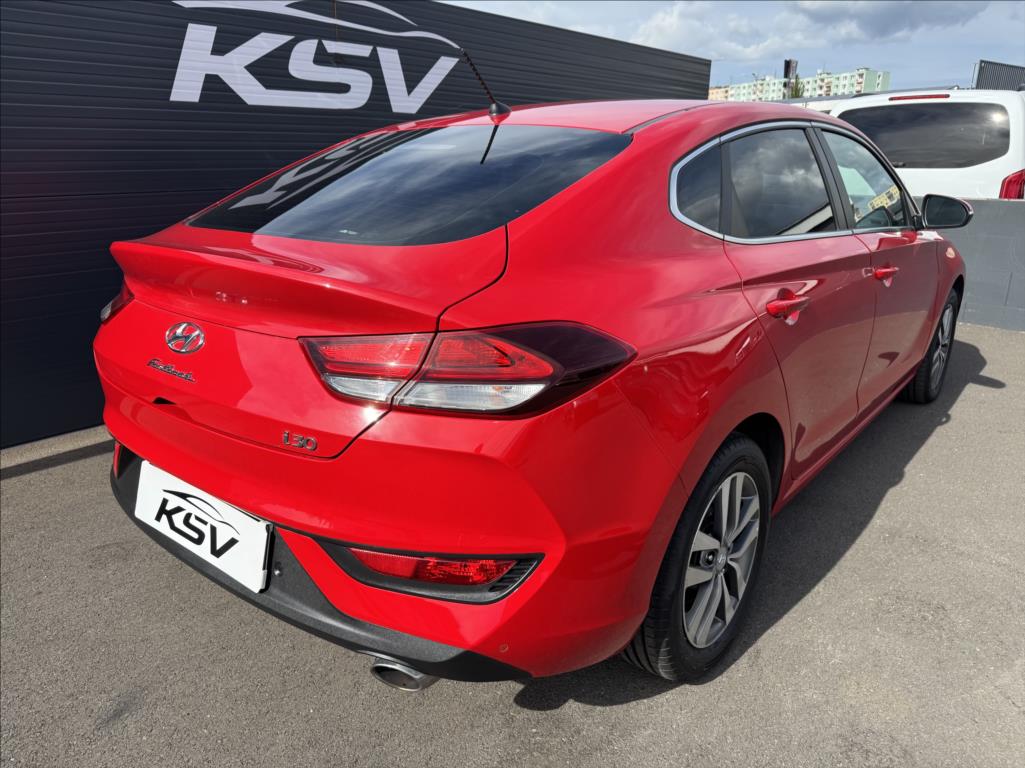 hyundai-i30-1-6 - 6