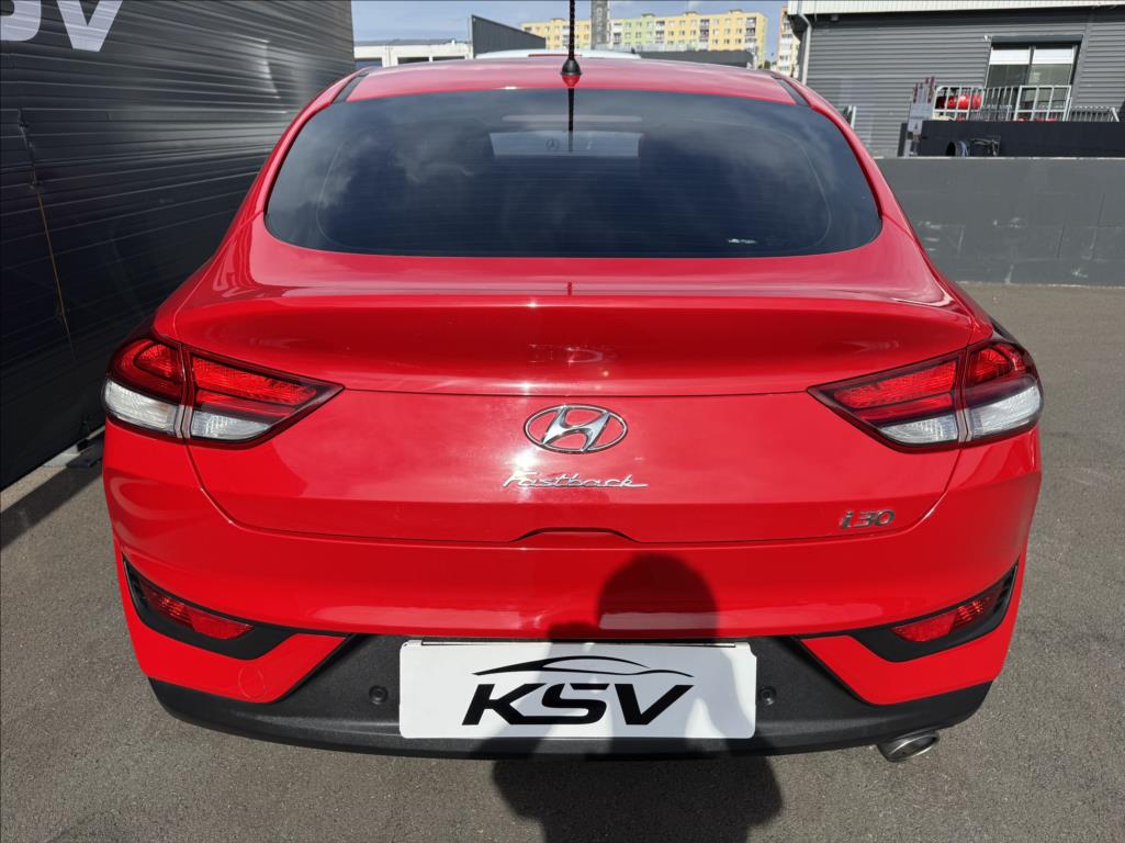 hyundai-i30-1-6 - 7