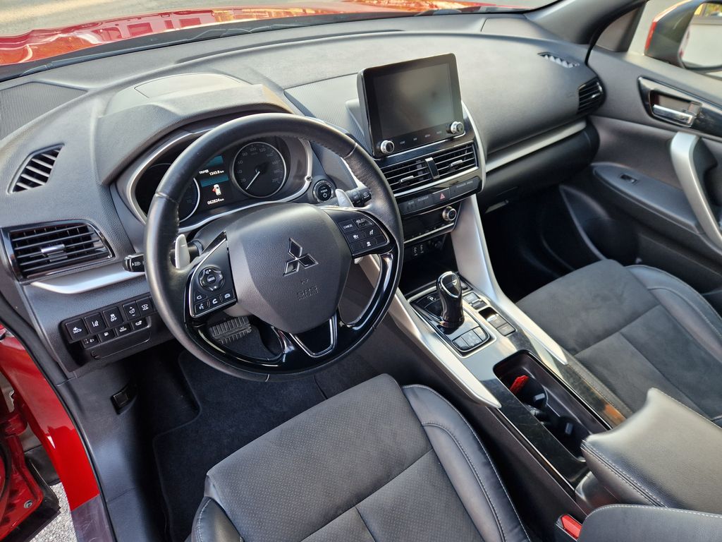 mitsubishi-2-4-phev-4x4 - 8