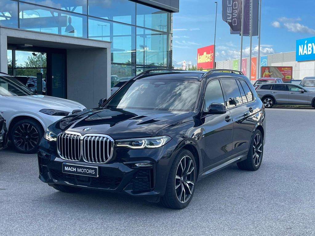 BMW X7 40i M Sport PANO DPH TZ 6 míst