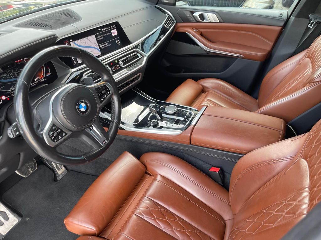 bmw-x7-40i-m-sport-pano-dph-tz-6-mist - 4