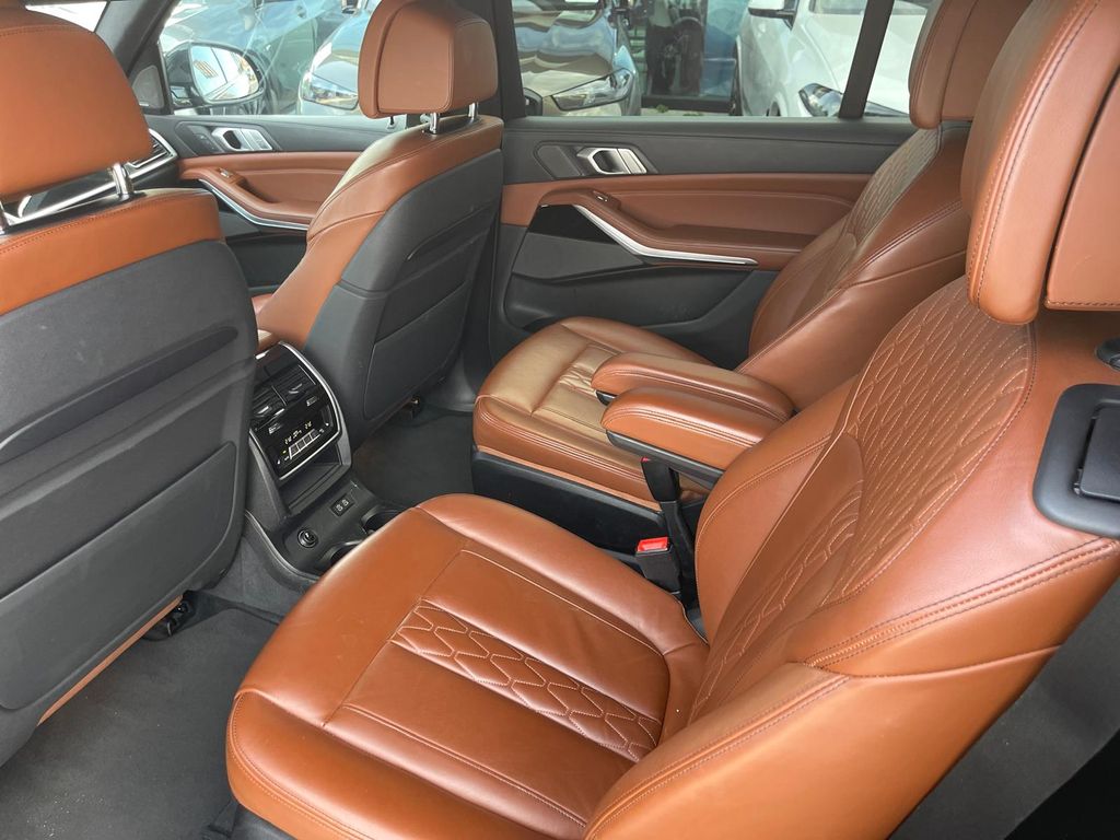 bmw-x7-40i-m-sport-pano-dph-tz-6-mist - 5