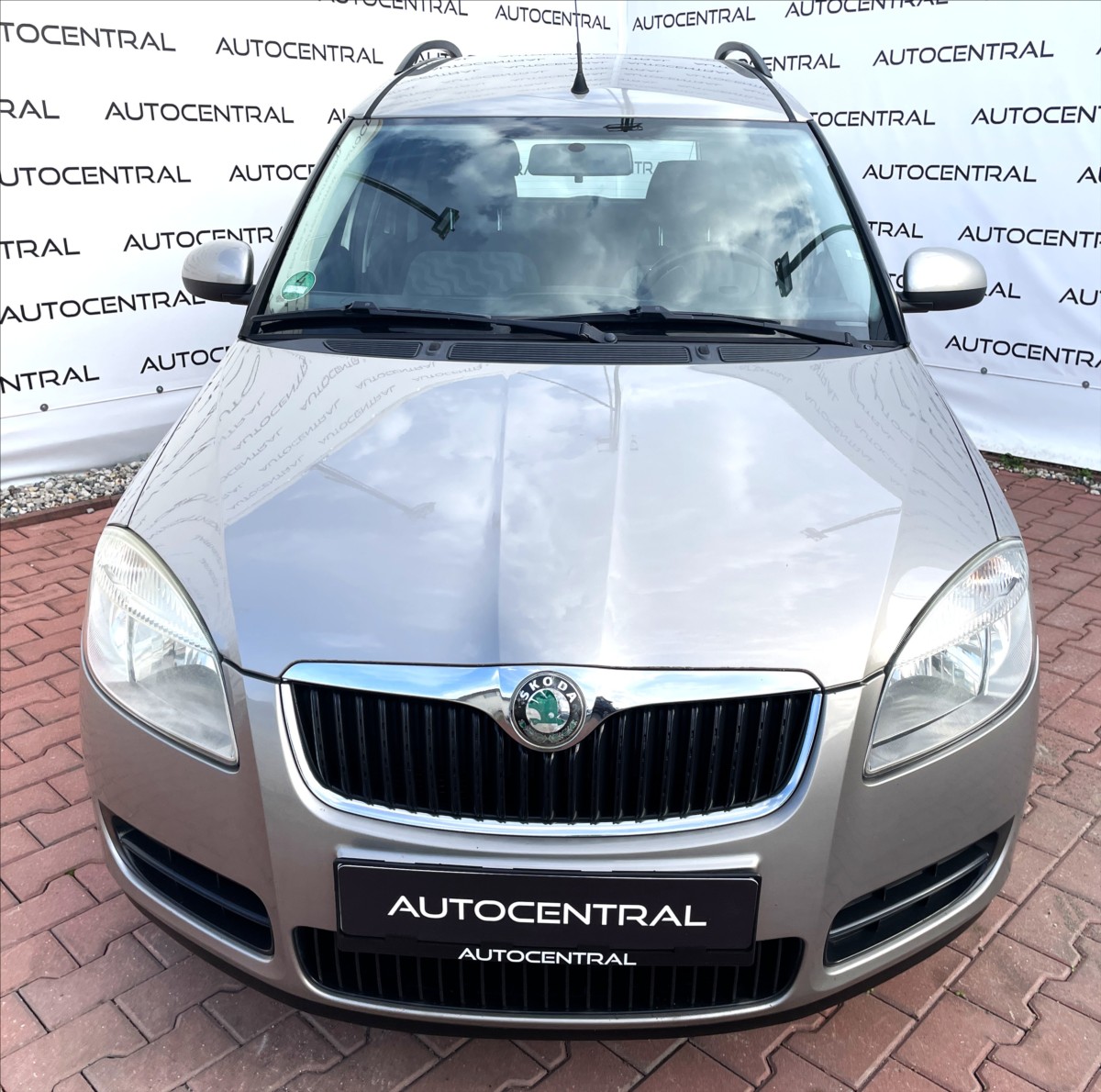 skoda-roomster-1-4-i-16v-stk-4-28 - 1