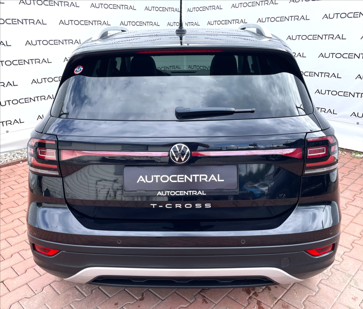 volkswagen-t-cross-1-0-tsi-81kw-style-stk-7-28 - 4