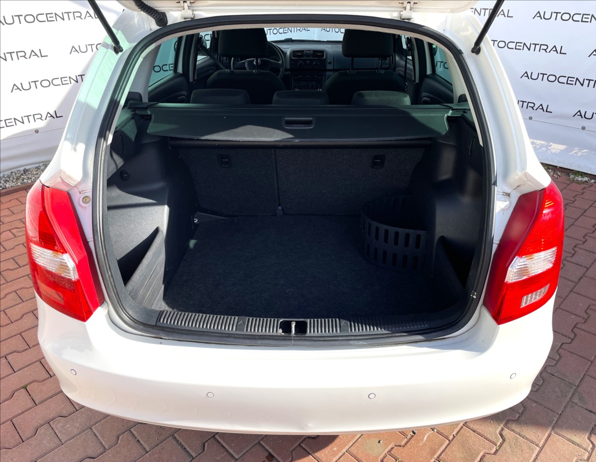 skoda-fabia-1-2-tsi-63kw-family-servisovan - 8
