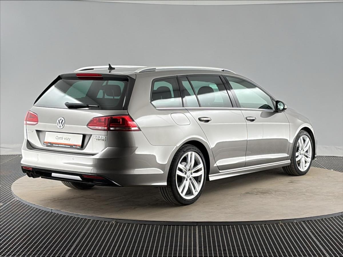 volkswagen-golf-2-0-tdi-r-line-4motion - 1