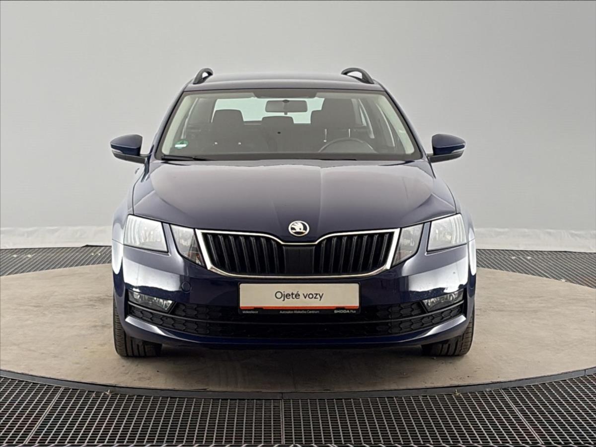 skoda-octavia-2-0-tdi-ambition-plus - 3