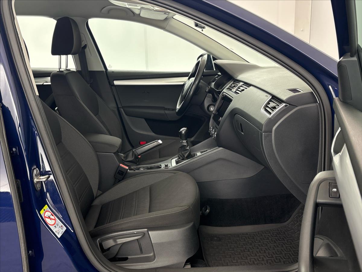 skoda-octavia-2-0-tdi-ambition-plus - 5