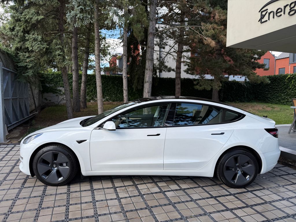 tesla-model-3-long-range-awd - 2