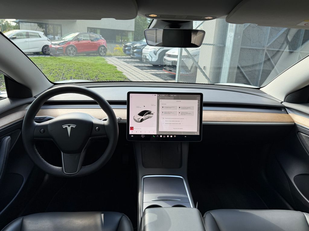 tesla-model-3-long-range-awd - 9