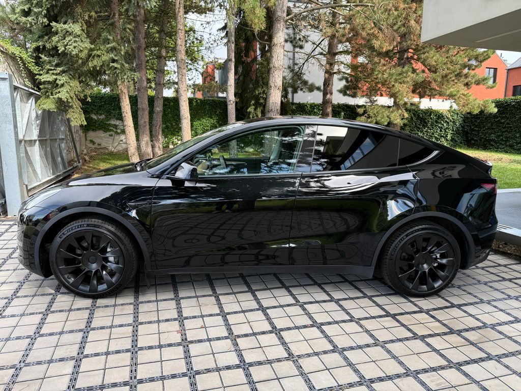 tesla-model-y-long-range-awd-tazne-zaruka - 2
