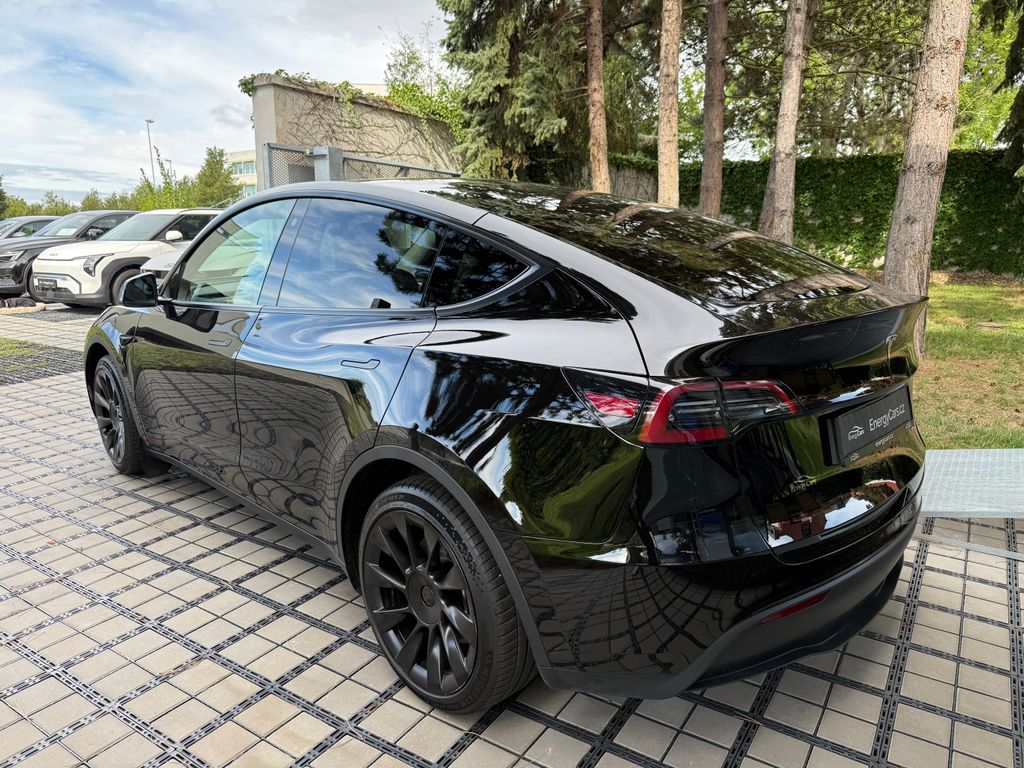 tesla-model-y-long-range-awd-tazne-zaruka - 3