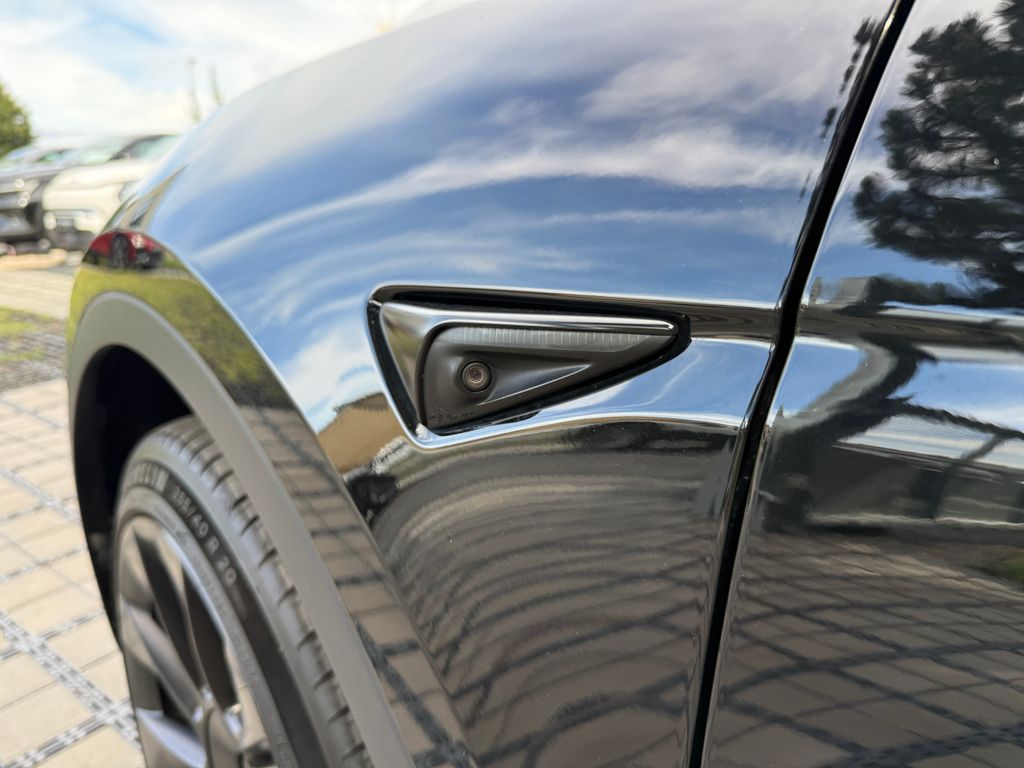 tesla-model-y-long-range-awd-tazne-zaruka - 5