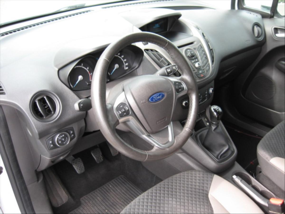 ford-tourneo-courier-0-9-eco-boost - 7