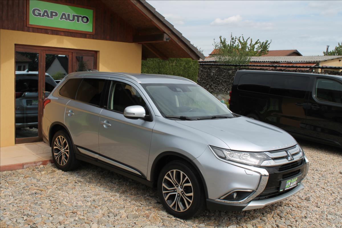 Mitsubishi Outlander 2.2 DI-D 110kW 4X4 7-MÍST DPH