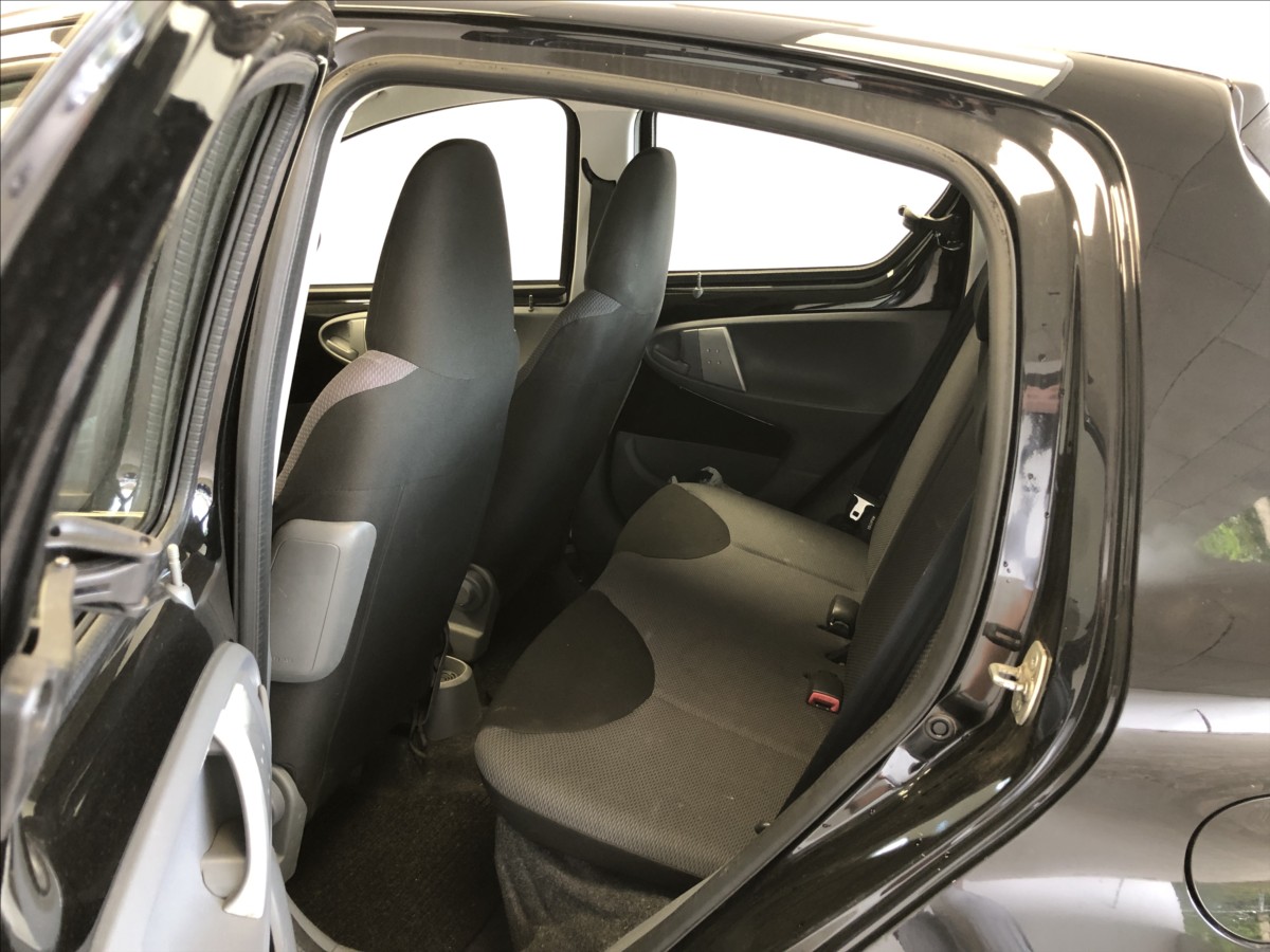 toyota-aygo-1-0-vvt-i - 9
