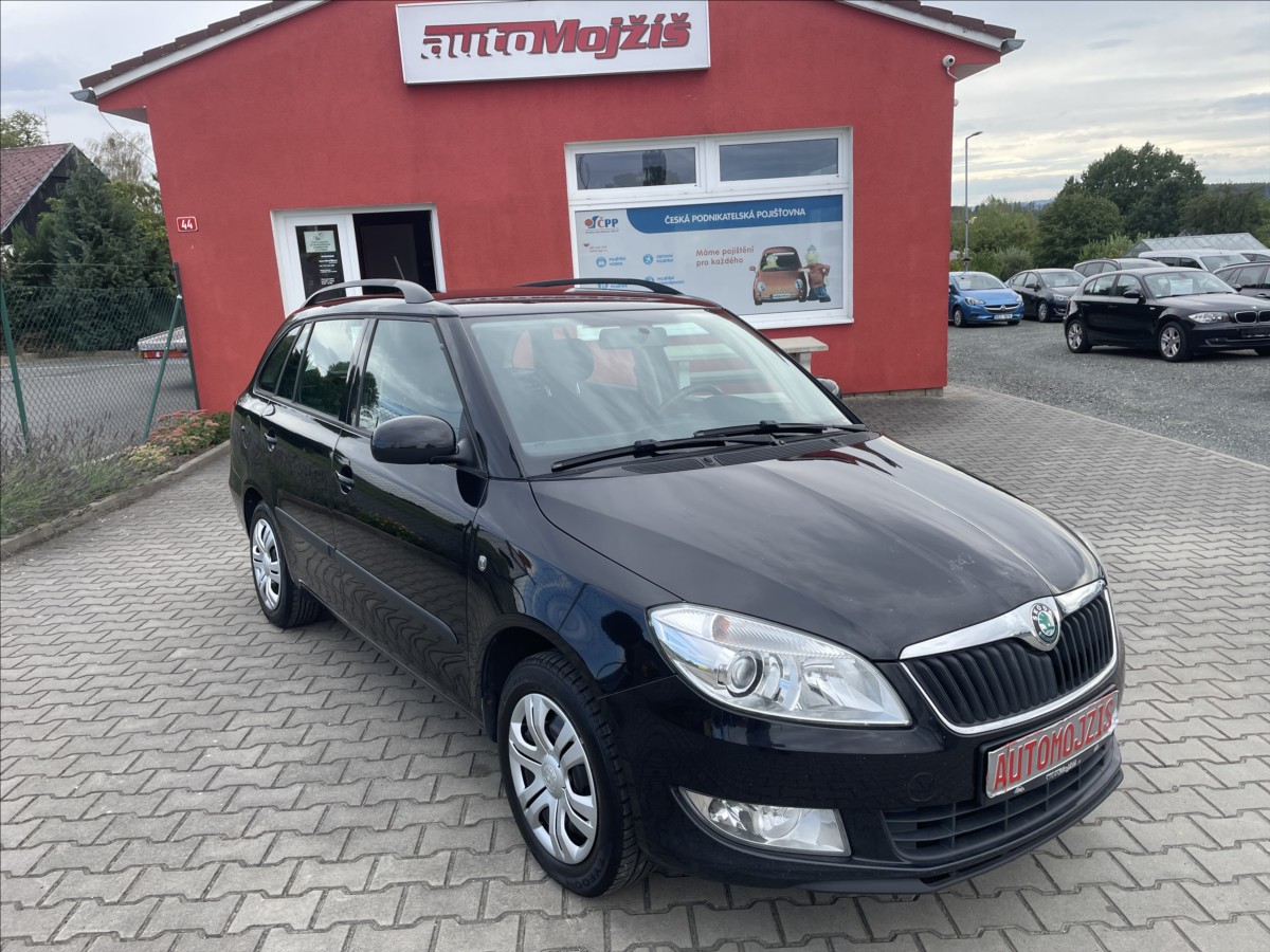Škoda Fabia 1,2 TSI KLIMA NOVÁ STK PO SERVISU  II