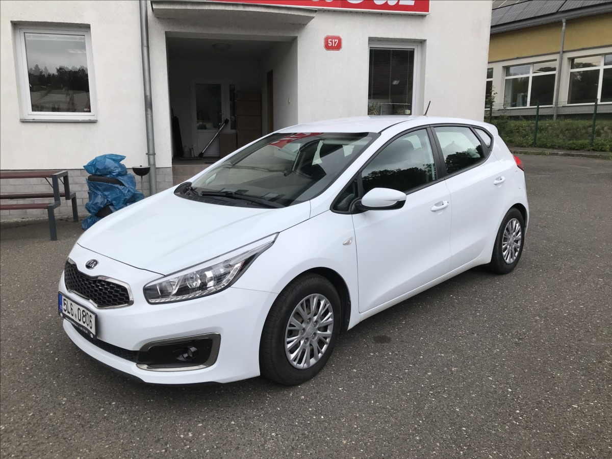 kia-ceed-1-6-crdi-100kw - 2