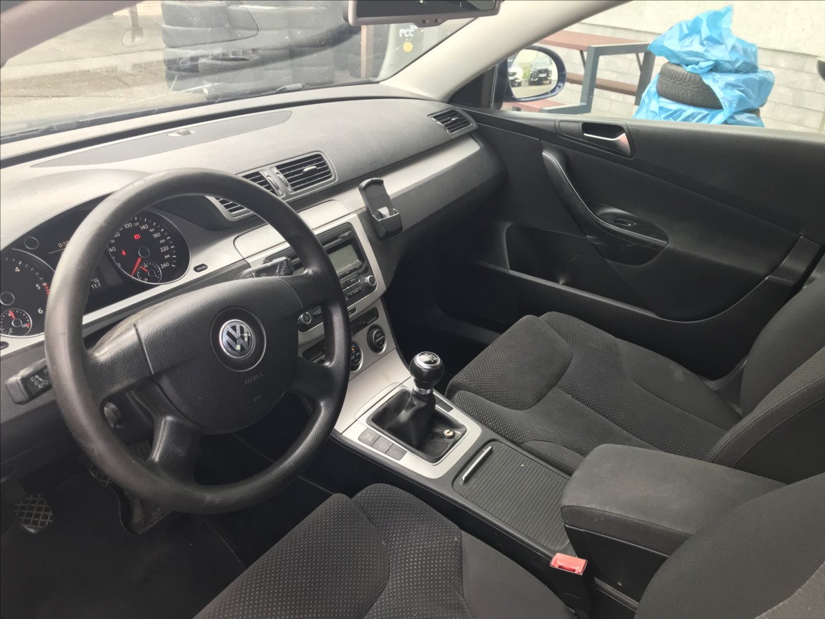 volkswagen-passat-variant-2-0-tdi-103kw - 7