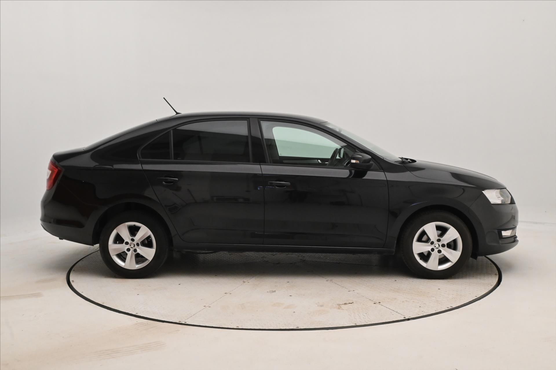 skoda-rapid-1-0-tsi-70kw-ambition-plus-zaruka-az-5-let - 3