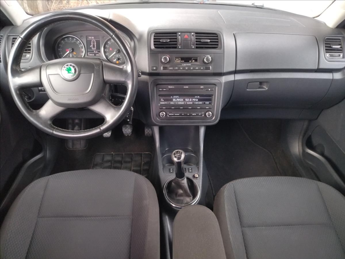 skoda-fabia-1-6-tdi-elegance - 9