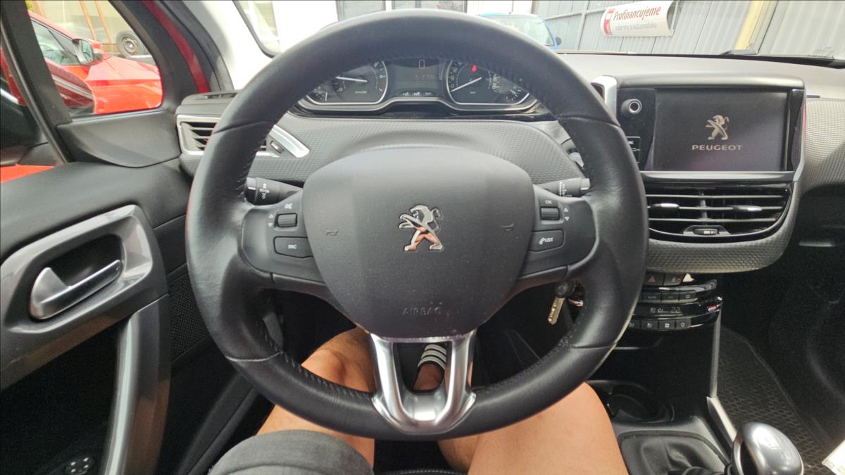 peugeot-2008-1-2-i-96-kw - 9