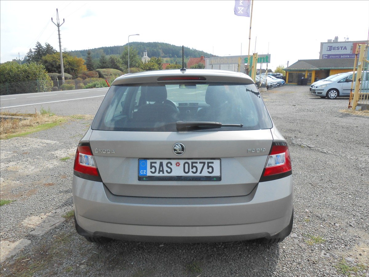 skoda-fabia-1-2-66-kw-cz-klima-serviska - 7