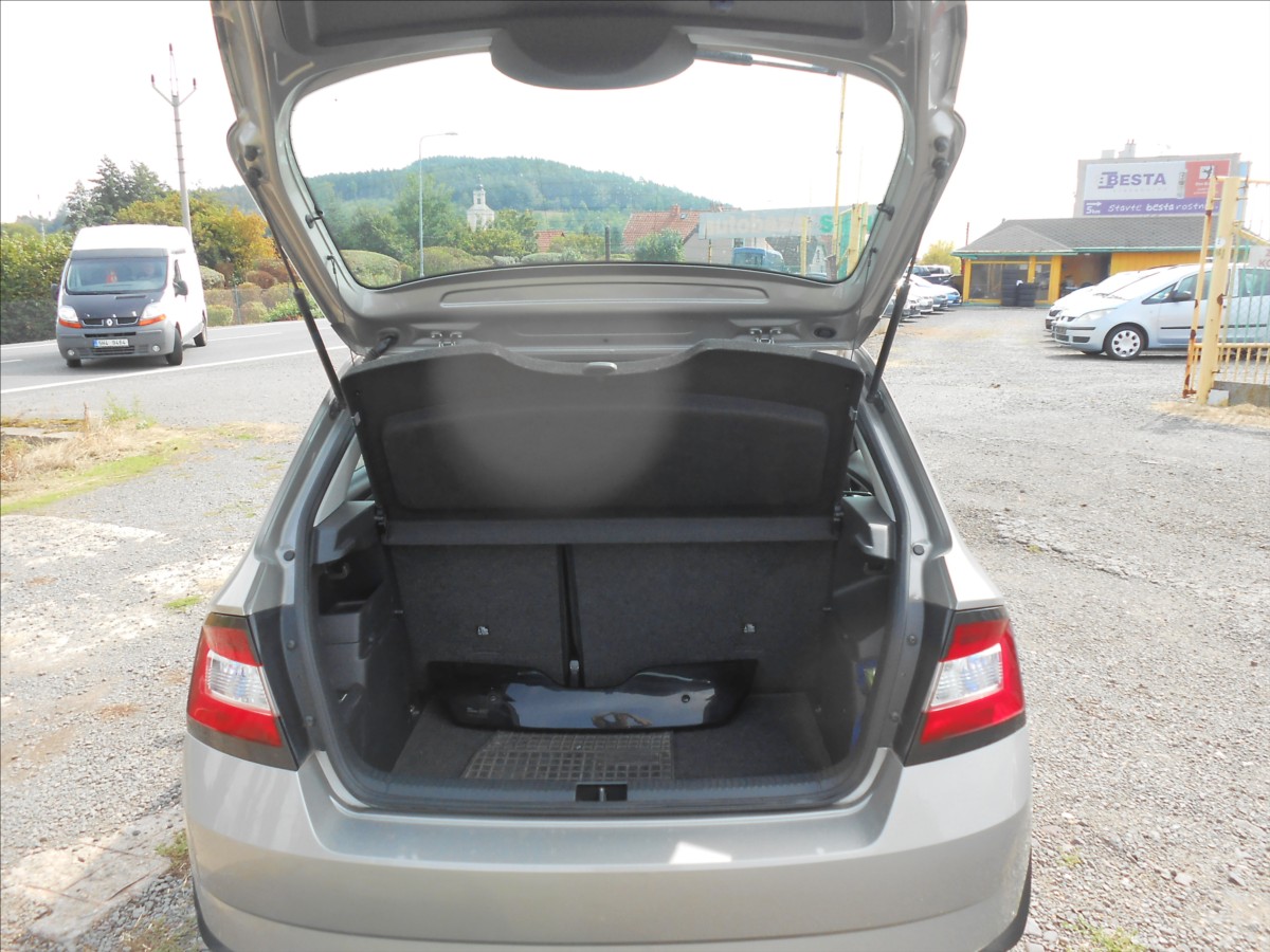 skoda-fabia-1-2-66-kw-cz-klima-serviska - 8