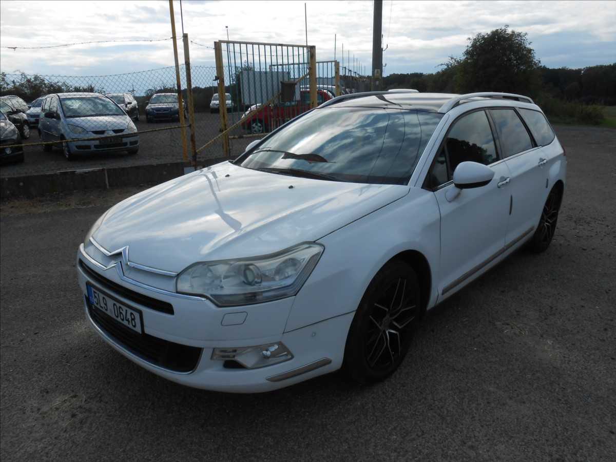 citroen-c5-3-0-210-kw-v6-serviska-automat - 1