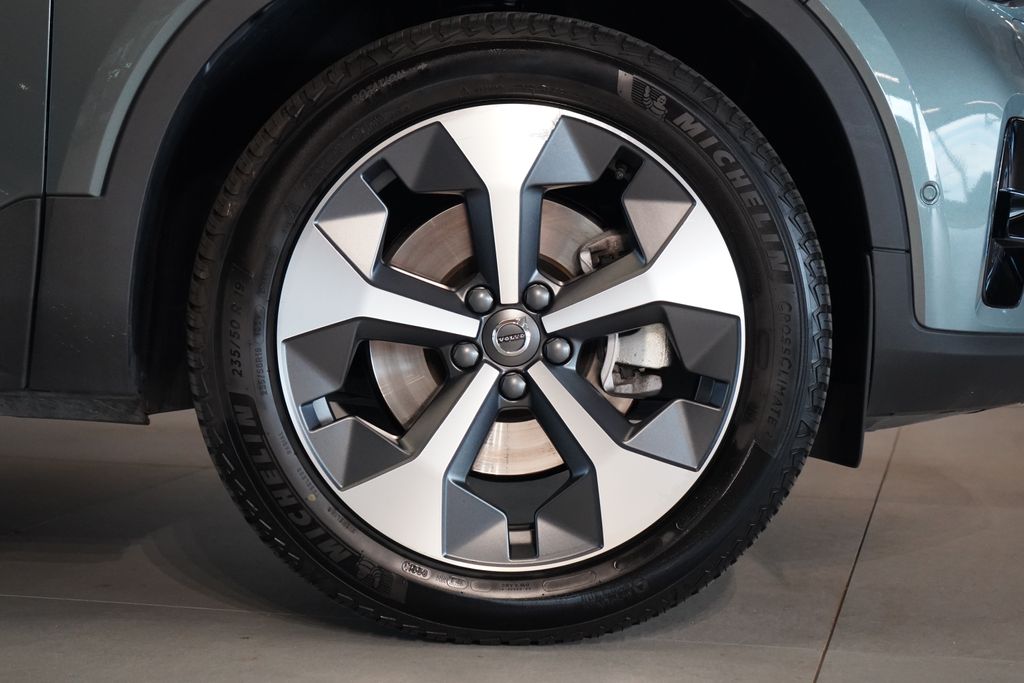 volvo-xc40-b4-plus-dark-360-led-pixel - 6