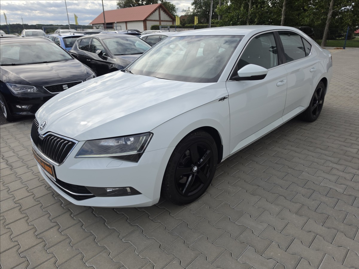 skoda-superb-iii-1-4tsi-110kw-dsg-style - 2