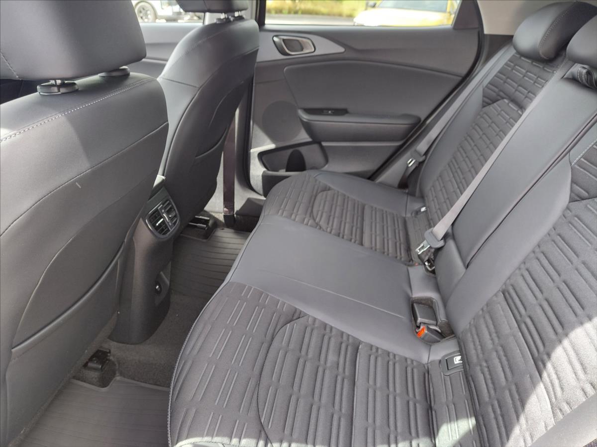 kia-xceed-1-0-t-gdi-7dct-exclusive - 9