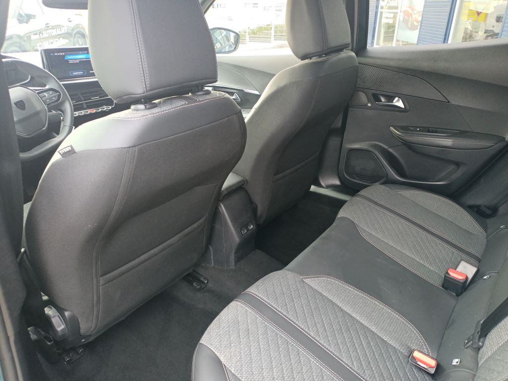 peugeot-2008-allure-puretech-100k-man6 - 8