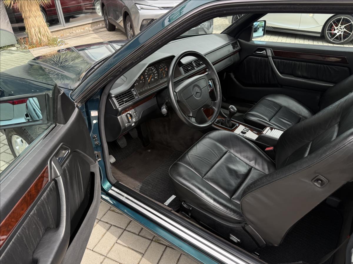 mercedes-benz-tridy-e-320ce-162kw-w124-klima-kuze - 8