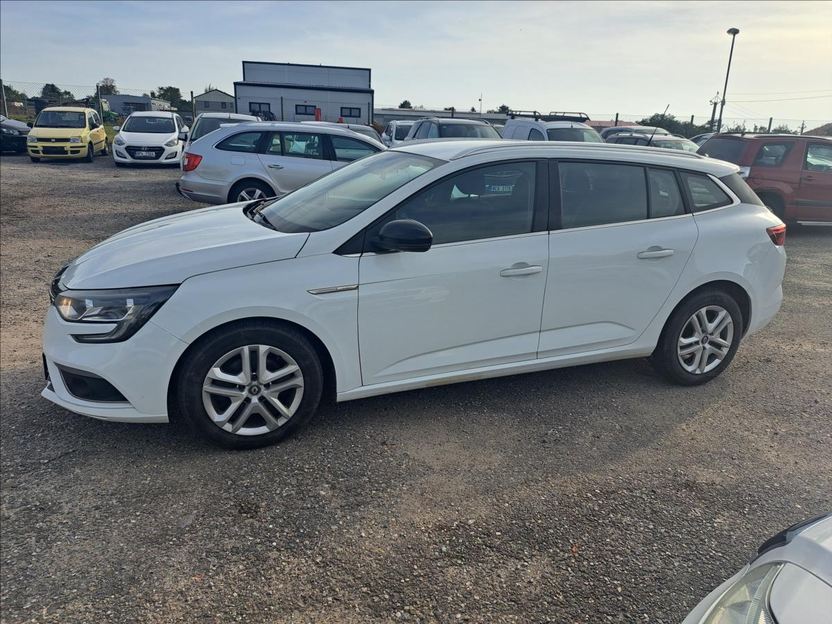 renault-megane-1-5-dci-grandtour - 4