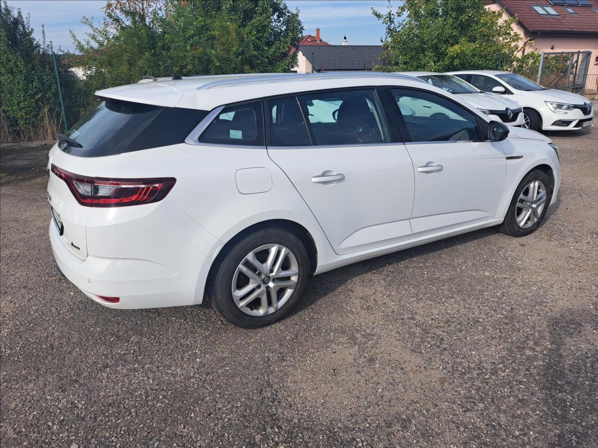 renault-megane-1-5-dci-grandtour - 9
